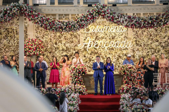 Primeira-dama de MT anuncia inscrições da 3ª edição do Casamento Abençoado com sorteio de 4 imóveis